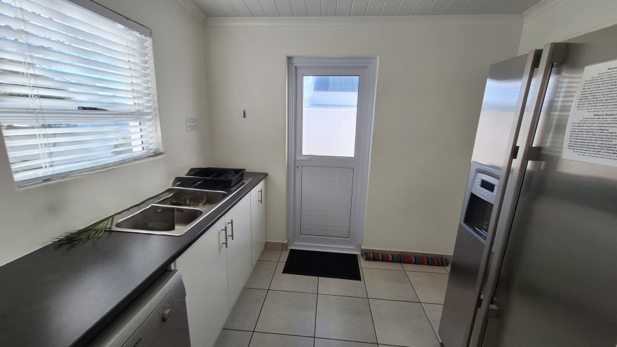 3 Bedroom Property for Sale in Dwarskersbos Western Cape